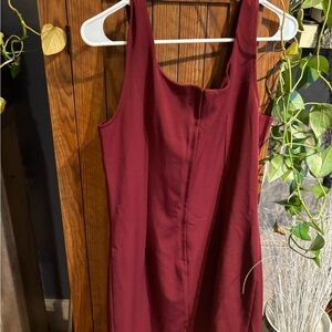 Maroon jacket with maroon dress, Alyn Paige size 15/16 excellent condition